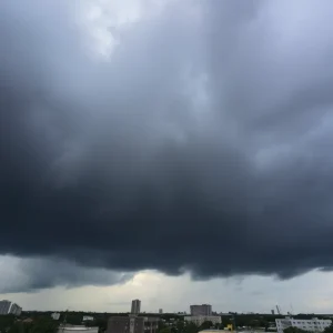 Dramatic clouds over Houston signaling rain and flood risks