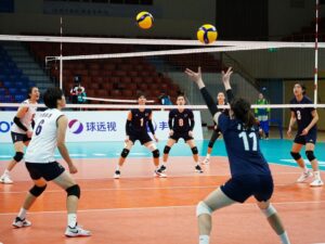 Houston Volleyball team in practice