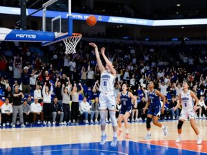 Houston Women's Basketball team playing at Fertitta Center against BYU